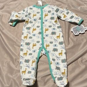 Little beginnings 6-9m sleep and play
